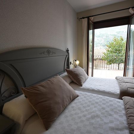 Cuevas Del Valle Hotel Rural Y Restaurante, Rinconcito De Gredos מראה חיצוני תמונה