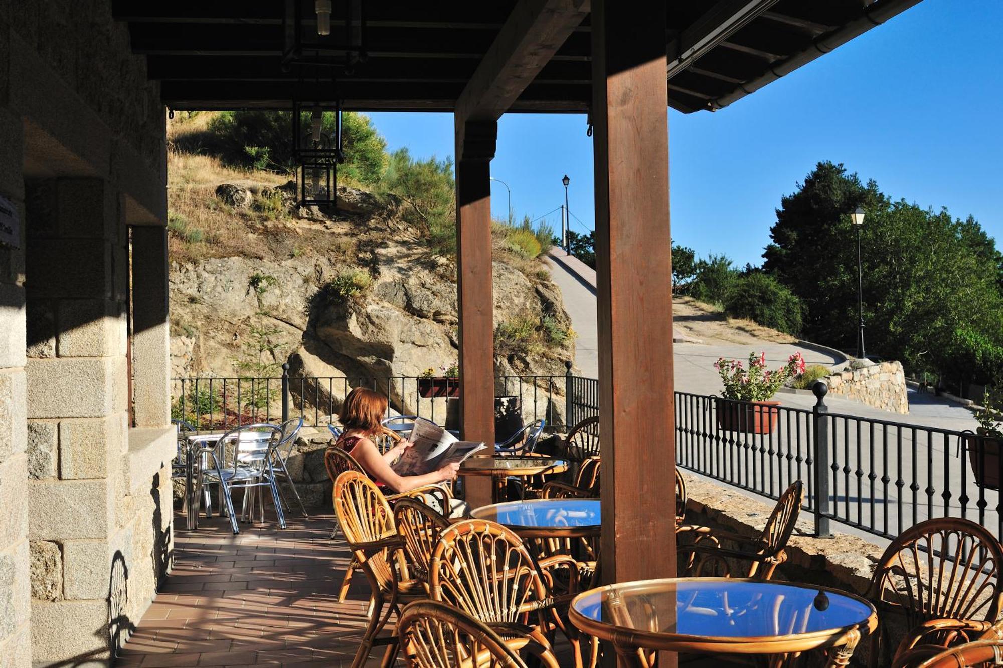 Cuevas Del Valle Hotel Rural Y Restaurante, Rinconcito De Gredos מראה חיצוני תמונה