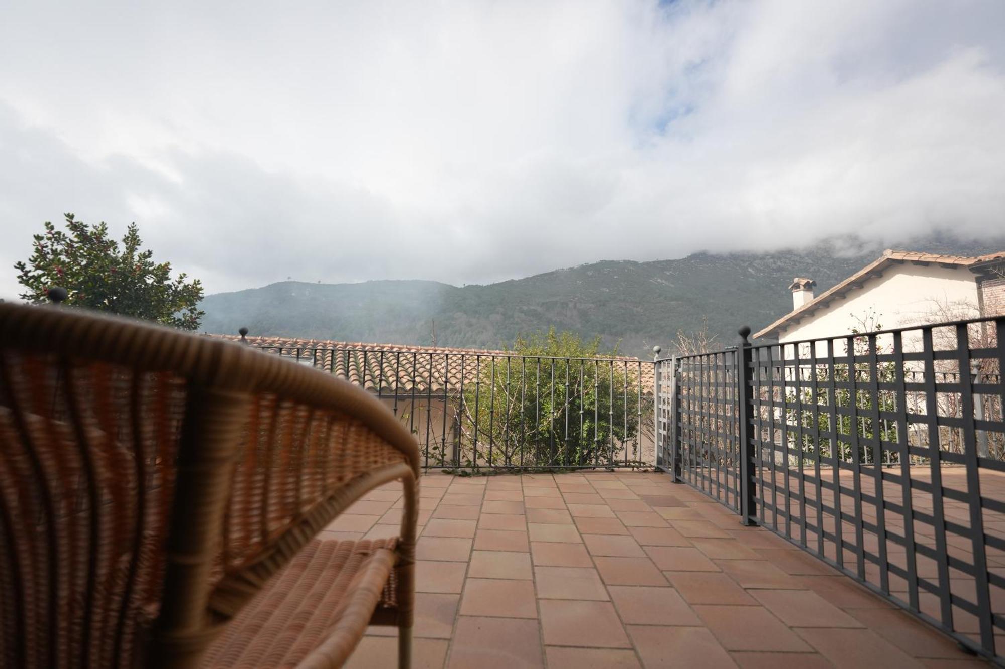 Cuevas Del Valle Hotel Rural Y Restaurante, Rinconcito De Gredos מראה חיצוני תמונה