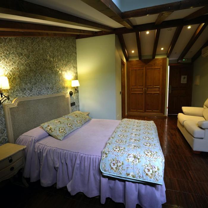 Cuevas Del Valle Hotel Rural Y Restaurante, Rinconcito De Gredos מראה חיצוני תמונה